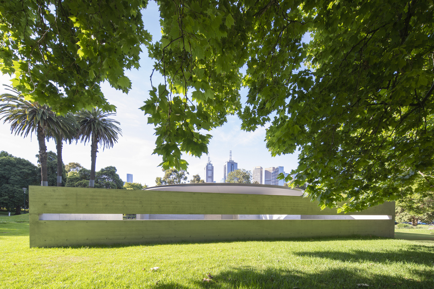 designed-by-tadao-ando-mpavilion-10-opens-in-melbo 